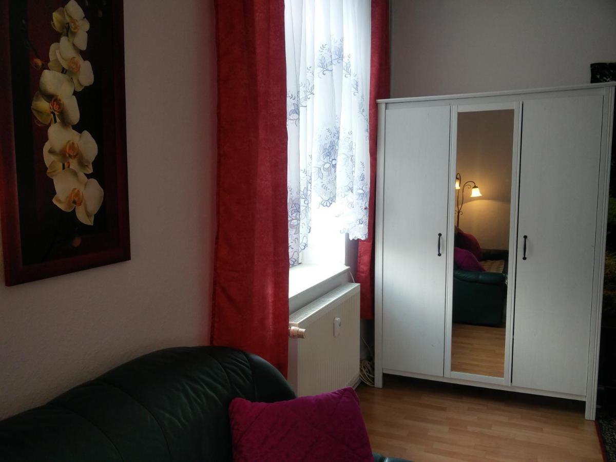 Ferienwohnung Zur Weissen Taube Dobbertin Exterior photo